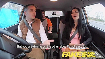 Professora peituda de direção leva gozada na bucetinha doce