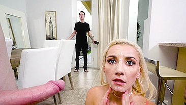 Namorado flagra a princesa xxx pornô coberta de porra