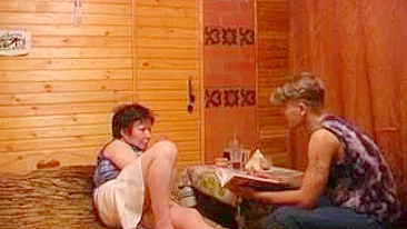 Velha gulosa mama e leva pica do filho obcecado por incesto