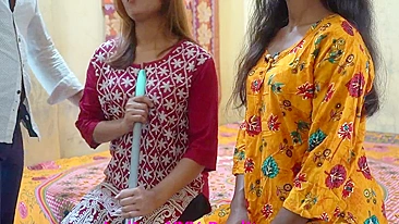 Irmão nervoso força empregada indiana a transar a pedido da irmã