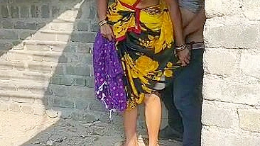 Bhabhi pega fodendo em casa abandonada por caras locais