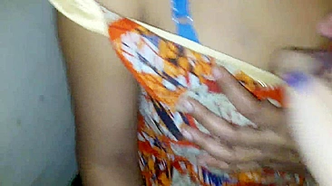 Irmã bhabhi é fodida por irmão indiano pervertido em pornô amador