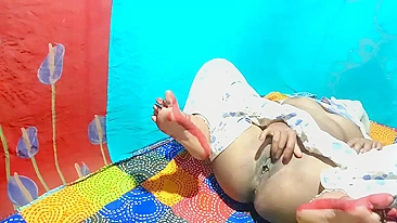 Bhabhi indiana apimenta a vida sexual com vídeo pornô desi amador