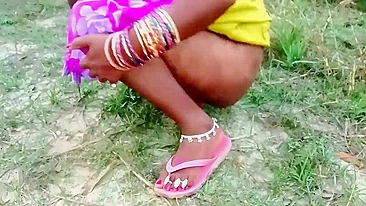 Indiano sortudo fode Bhabhi desi na câmera