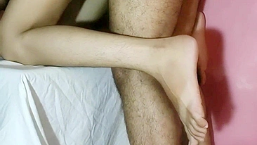 Masturbação não resolve pra Bhabhi e devar indiano chega na hora