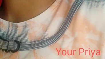 Bhabhi safadinha filma vídeo sem blusa pra provocar devar indiano