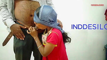 Bhabhi anônima não tem medo de sexo com devar indiano na câmera