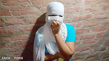 Devar obriga Bhabhi a chupar pau e dar o cu no pornô indiano