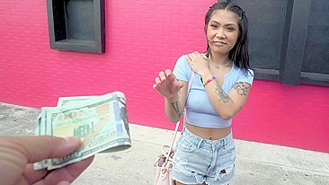 Tyler Steel manda orientalzinha Yumi Sin tirar roupa pro vídeo