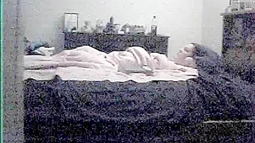 Mãe dá prazer sexual pro filho quando é pega se masturbando