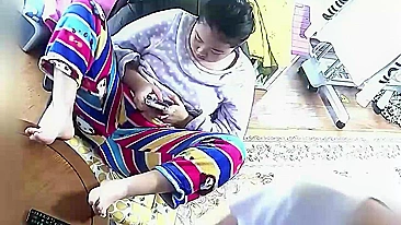 Câmera oculta, minha esposa jap tesuda se masturbando