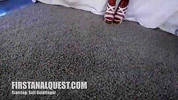 Linda russa gata leva pau no cu pela primeira vez