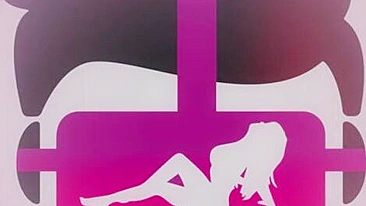 Vídeo VR solo de morena linda se masturbando ao ar livre