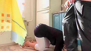 Filho pega mãe pra conhecer cuzão XXX dela por dentro