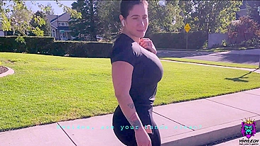 Motorista vê irmã sem calcinha da esposa e envolve ela em foda XXX