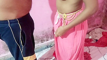 Devar despe a cunhada submissa e mete forte nela