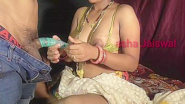 Cara indiano usa camisinha verde pra foder o cu da cunhada curvilínea