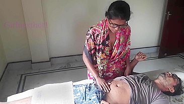 Cara safado come a empregada indiana obediente enquanto a esposa tá fora