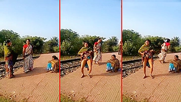 Tia indiana peituda mostra buceta pro garoto no ponto de trem