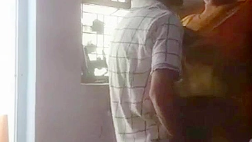 Garoto novo fode tia da vizinha enquanto marido tá no campo