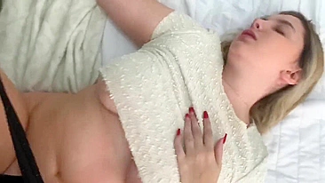 Cara conta pra madrasta sobre punheta se garota não topa incesto