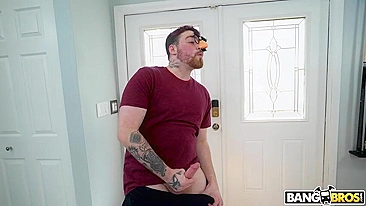 MILF safada de fantasia XXX provoca estranho no Halloween