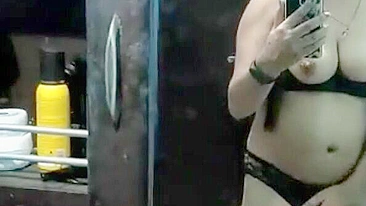Vídeo solo flagrante de modelo indiana webcam em calcinha preta