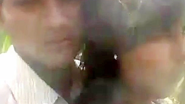 Garanhão e namorada indiana metem no vídeo flagra