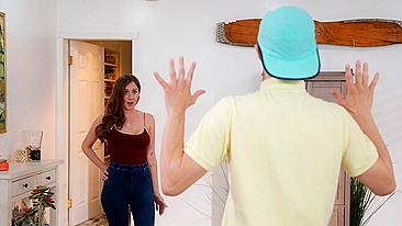 Mãe Tarada Oferece Buceta XXX pro Enteado Depois que Ele Ganha Grana