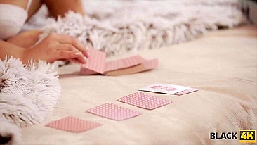 Beleza tcheca Katy Rose goza com pauzão do namorado negro na buceta