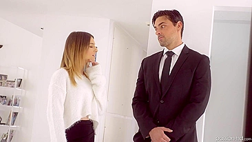 Kristen Scott chama o guarda-costas pra foder e ele topa na hora