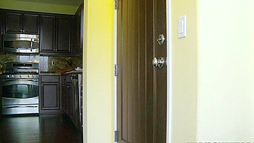 Cara alarga a buceta da mamãe miúda peituda Christy Mack em vídeo XXX