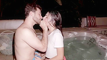 Adria Rae fode pauzão na piscina. #XXX #TeamSkeet