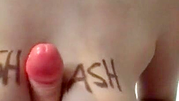 MILF árabe peituda chupa e espanhola dildo favorito com tesão