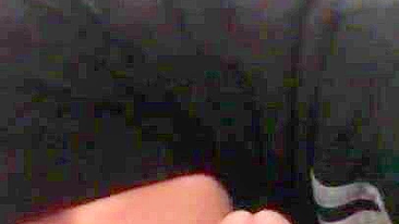 Esposa iraniana amadora chupa o pau do marido com maestria