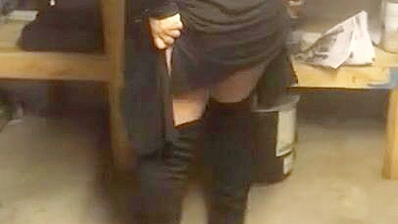 Gostosa muçulmana XXX mostra sua bunda grossa e suculenta pra câmera