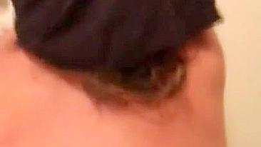 Mãe muçulmana gorda leva foda hardcore na buceta em POV