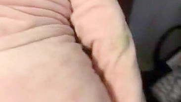 Mãe iraniana leva o pau XXX do marido no cu pra foda rápida