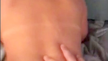 Mamãe egípcia safada leva pica de garanhão XXX de quatro em POV