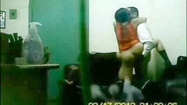 Escândalo sexual: pastor pego fodendo duas freiras pecadoras