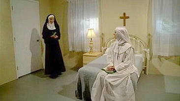 Freiras lésbicas pecadoras quentes adoram beijar e lamber buracos molhados