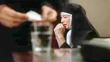 Freiras japonesas pecadoras pegas no flagra e fudidas com brutalidade