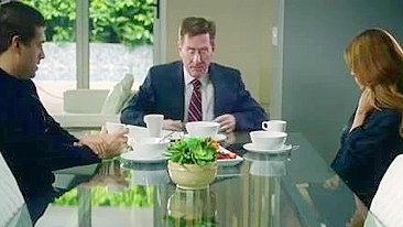 Cu da mãe é enchido enquanto cara deixa amante com enteado