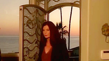 Garoto fode a mãe da namorada porque ela pede penetração XXX na buceta