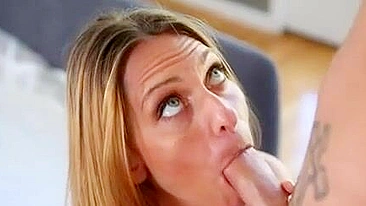 Garoto ajuda madrasta safada com bundão top usando sua piroca dura