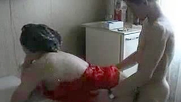 Mãe turca tem buceta gulosa XXX fudida bem na cozinha