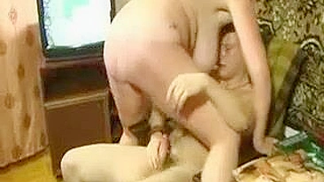 Foder mamãe peituda safada é bem melhor que punheta em pornô