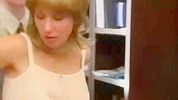 Chefe novinho testa habilidades sexuais pornô da secretária madura