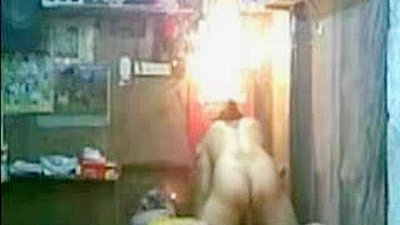 Clipe amador escandaloso de mãe árabe peituda traindo o marido