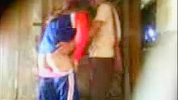 Vagabunda árabe sem vergonha não sabe da cam escondida na foda